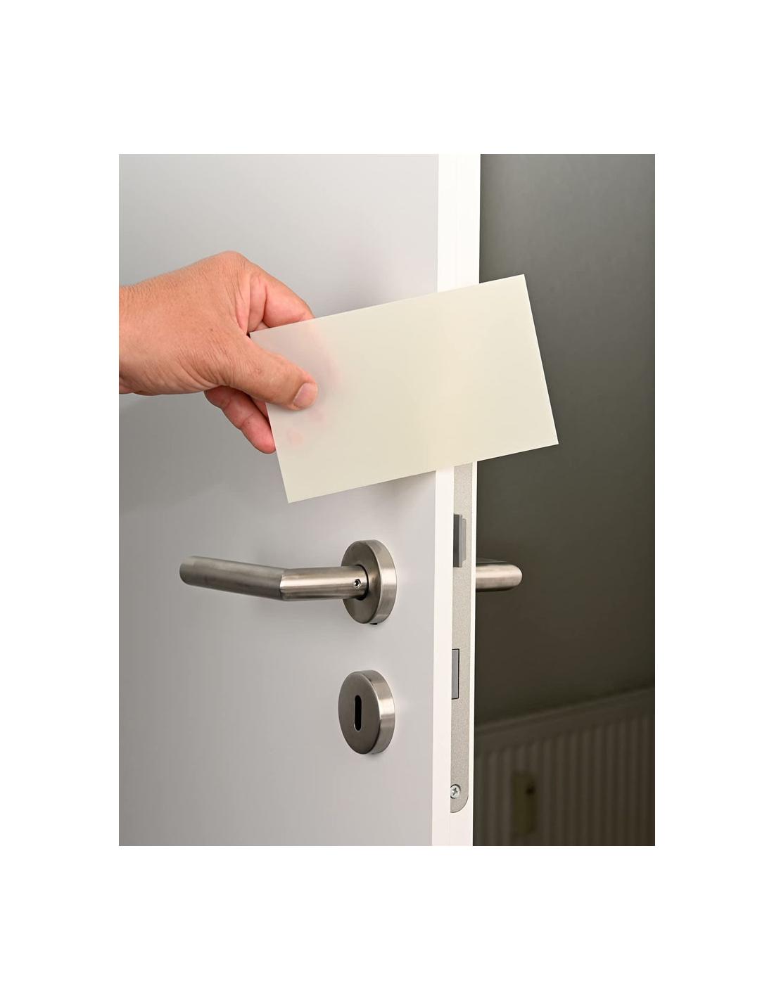 Ouverture de porte claquee
